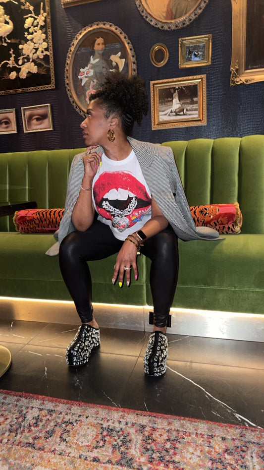 Women's Love On Lock (Crop Tee)