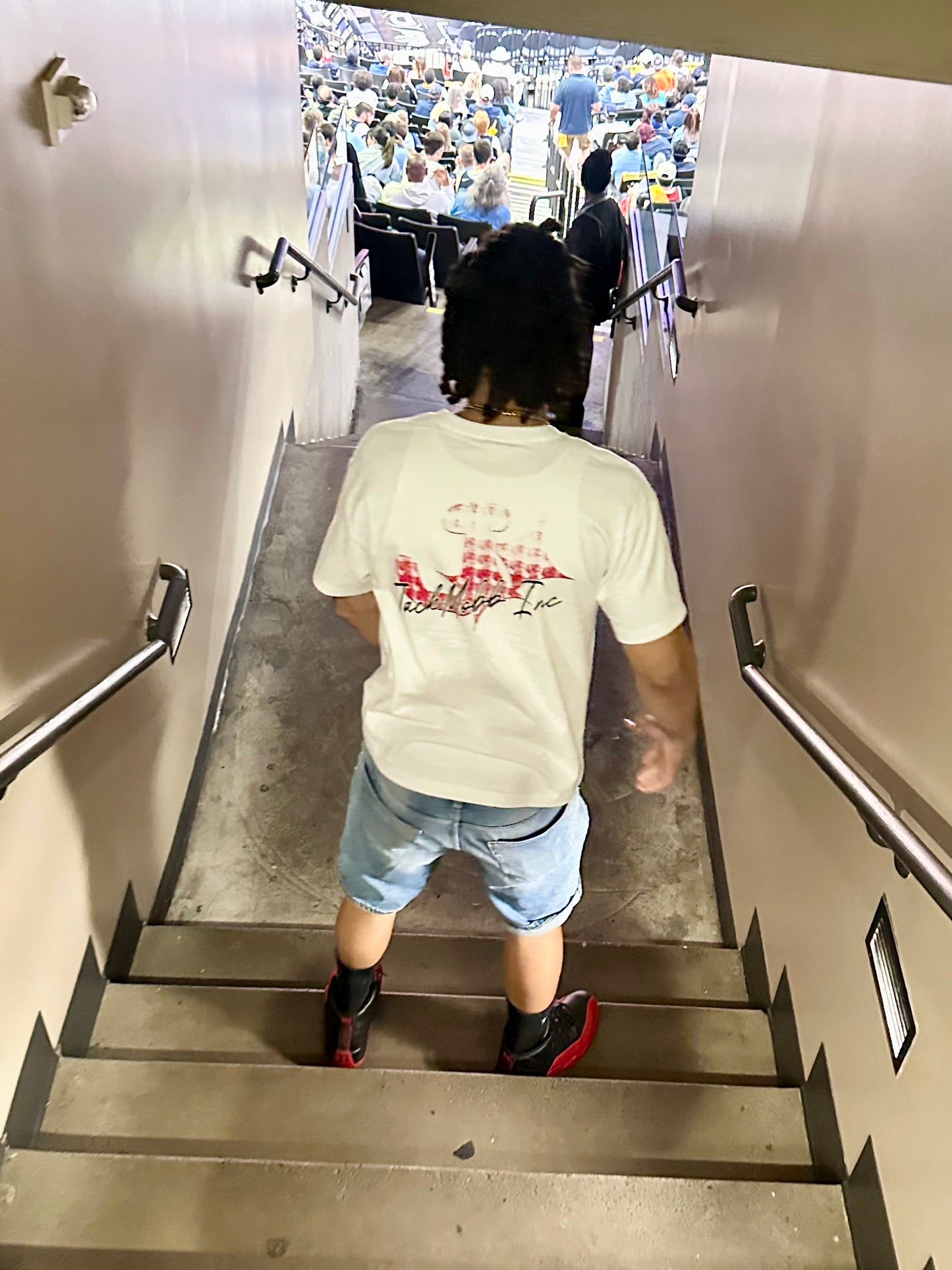 Love On Lock Oversized Graphic Tee (Unisex)